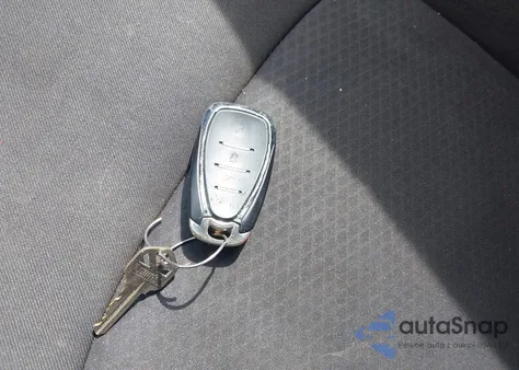 2018 Chevrolet Malibu 1Ls z USA, uszkodzony, nr VIN 1G1ZB5ST9JF111787